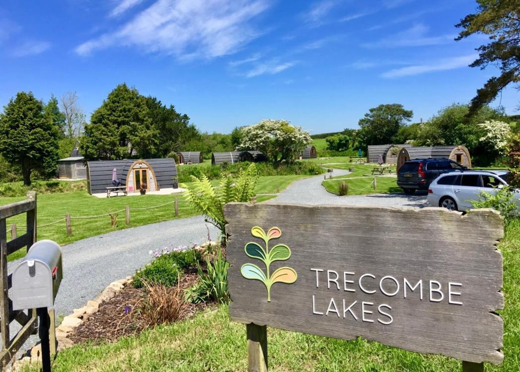 קמבורן Trecombe Lakes מראה חיצוני תמונה